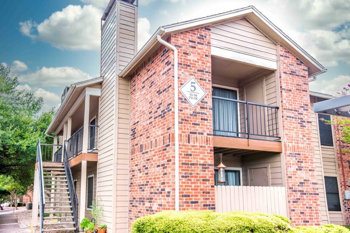 Apartment for rent at The Reserve, 1016 W Stassney Lane, Austin, TX 78745