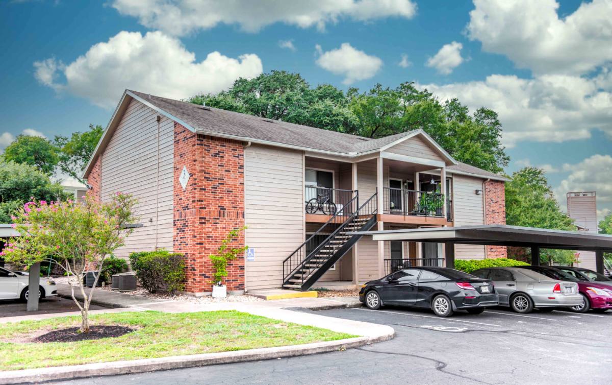 Apartment for rent at The Reserve, 1016 W Stassney Lane, Austin, TX 78745