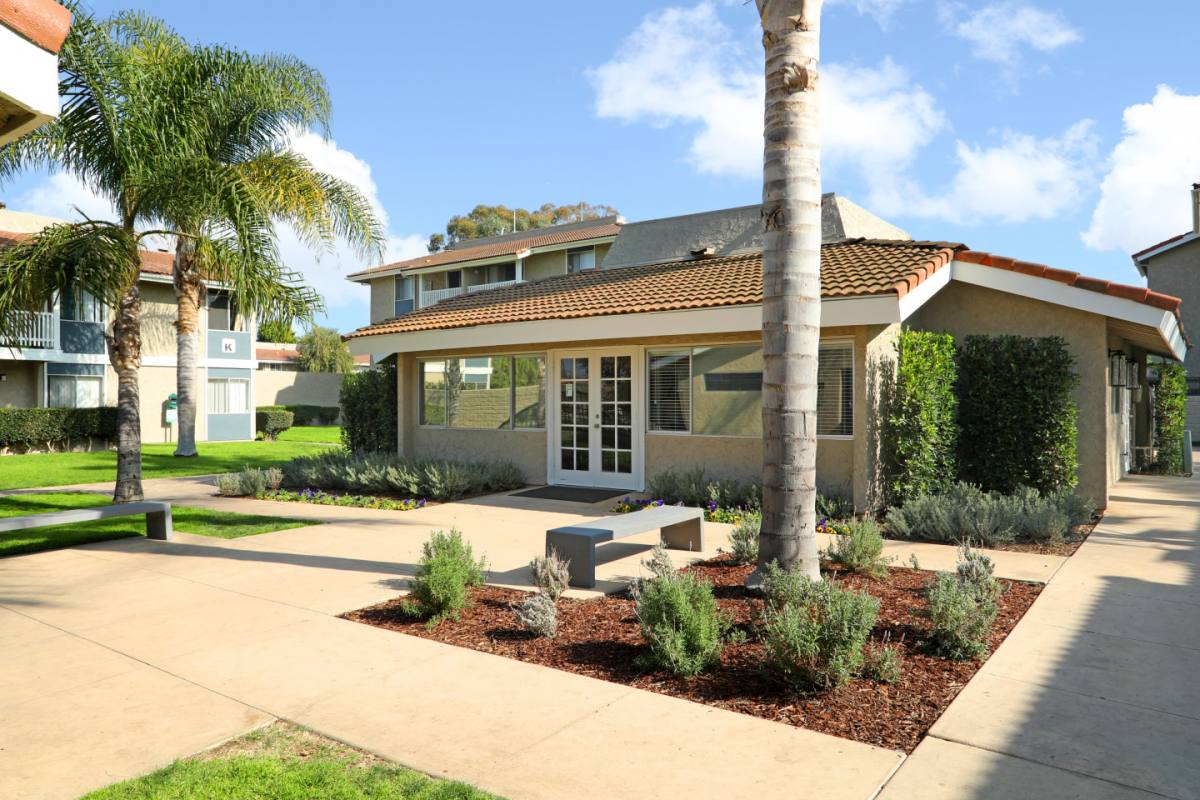 Apartment for rent at Rancho Solana, 2444 Alvarado St, Oxnard, CA 93036