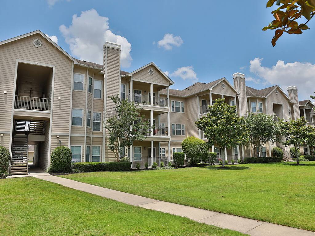 Apartment for rent at Reserve By the Lake, 18600 S Parkview Dr, Houston, TX 77084