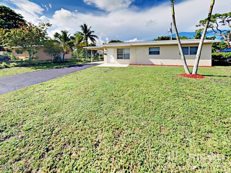 2411 SW 5th Place, Fort Lauderdale, FL 33312
