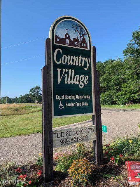 4321 Country Village Lane, Roscommon, MI 48653