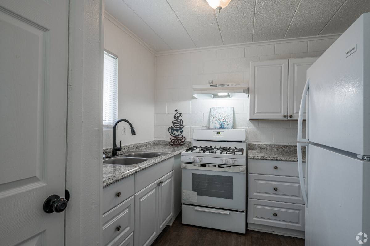 Apartment for rent at 1220 Adams Ave E, Odessa, TX 79761