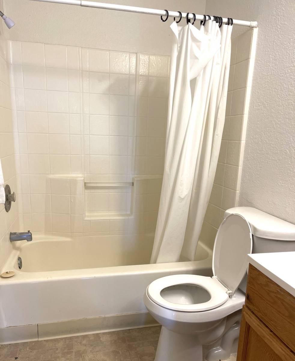 Apartment for rent at 2220 Rancho Coloradoo Blvd, Bullhead City, AZ 86442