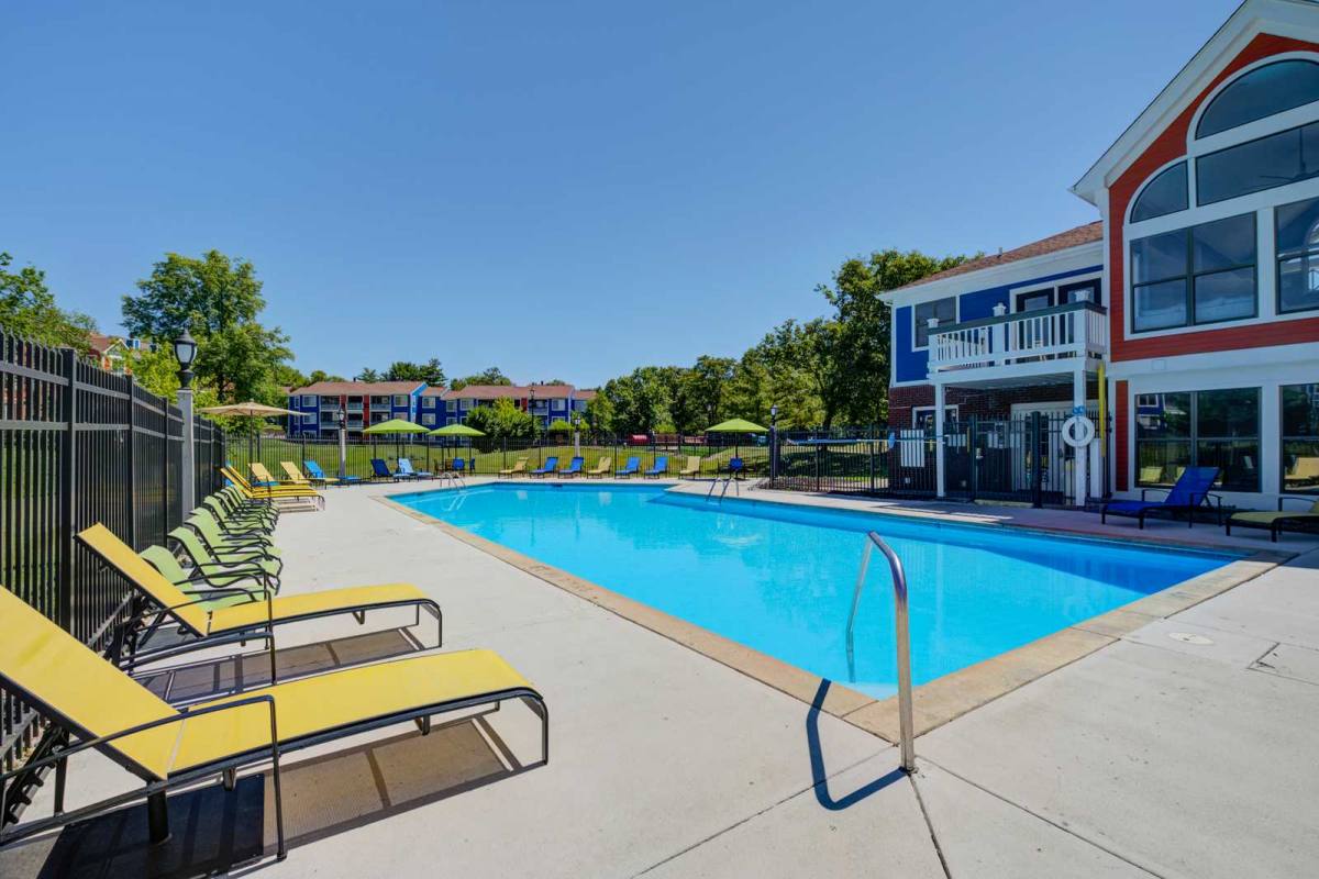 Apartment for rent at McCauly Crossing, 10135 Crossing Dr, Cincinnati, OH 45241