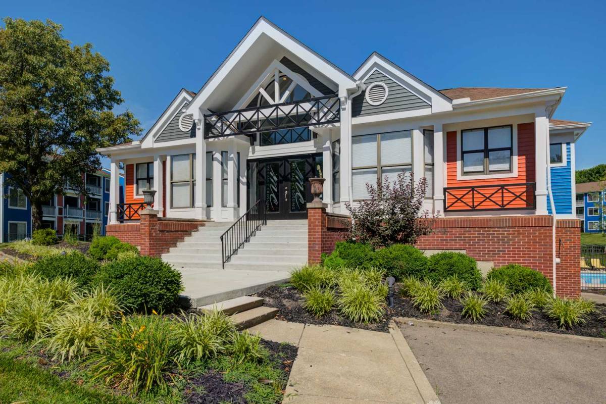Apartment for rent at McCauly Crossing, 10135 Crossing Dr, Cincinnati, OH 45241