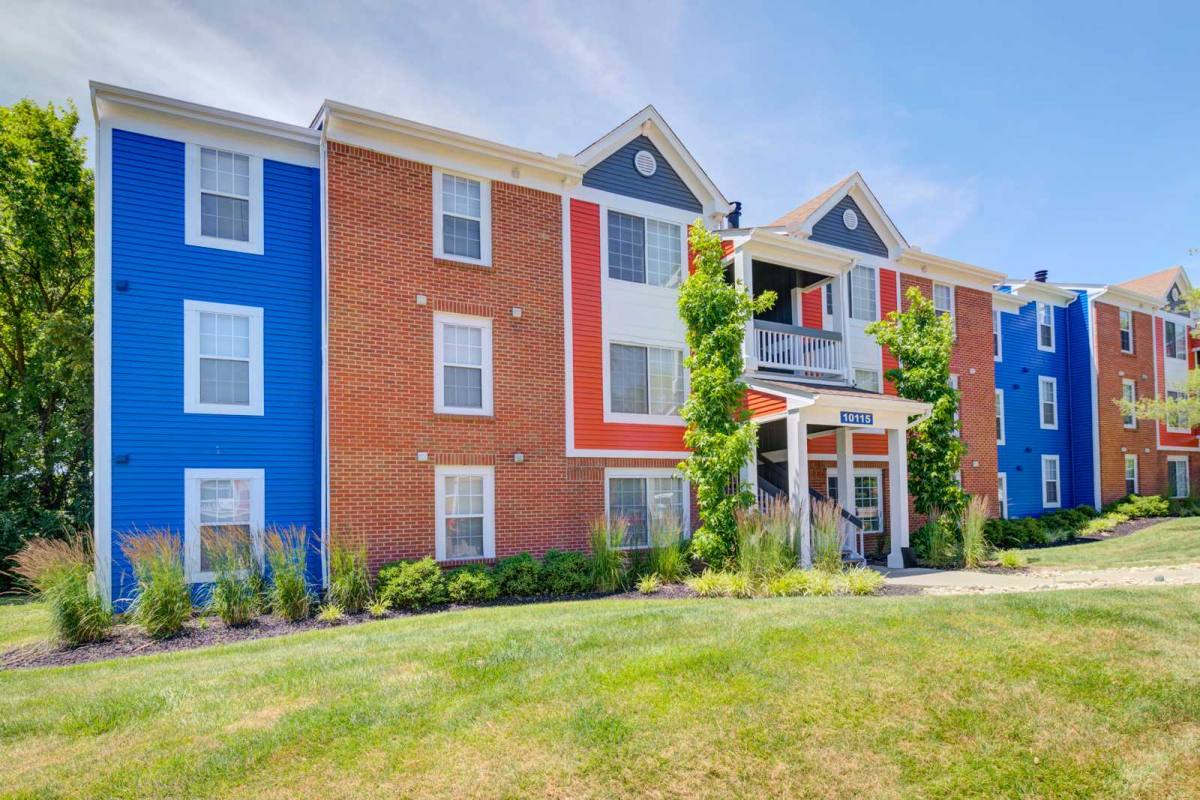 Apartment for rent at McCauly Crossing, 10135 Crossing Dr, Cincinnati, OH 45241