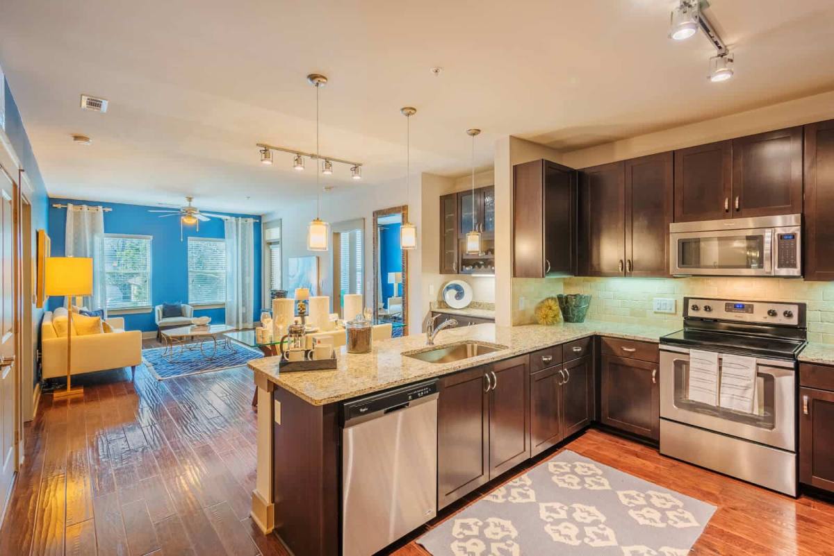 Apartment for rent at Elizabeth Station, 2512 Weddington Ave, Charlotte, NC 28204