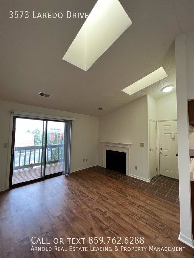 Apartment for rent at 3573 Laredo Dr #1, Lexington, KY 40517