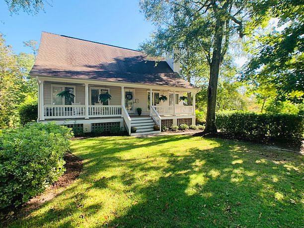 Airlie St, Wilmington, NC 28403