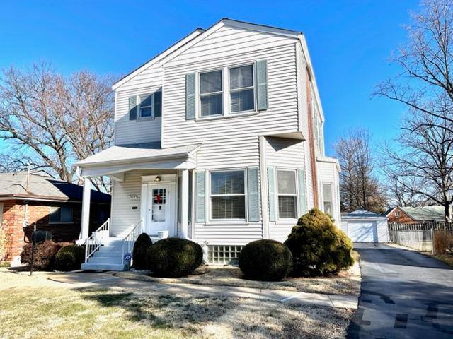 House for rent at 7409 Murdoch Ave, Saint Louis, MO 63119