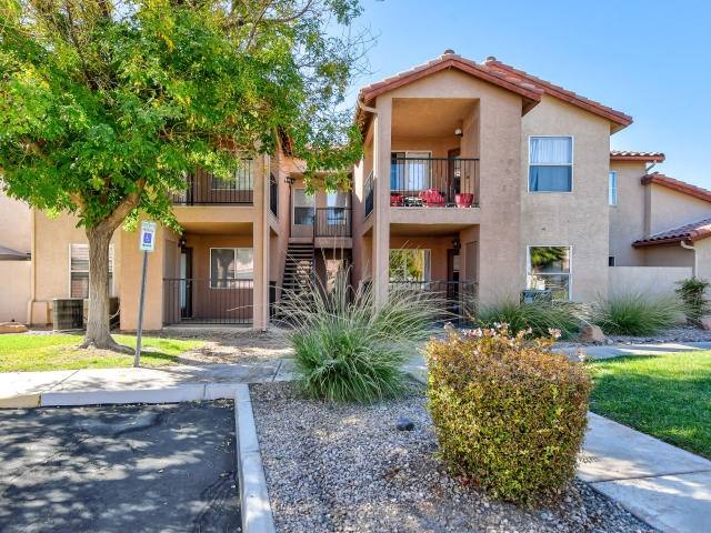Apartment for rent at 4429 Lawrence St #D12, North Las Vegas, NV 89081