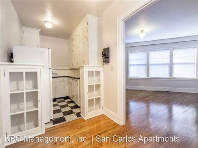 Apartment for rent at 831 SW Vista Ave #C30, Portland, OR 97205
