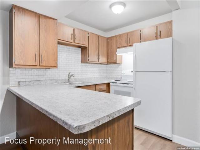 Apartment for rent at 321, 323 Southtowne Dr #C31, South Milwaukee, WI 53172