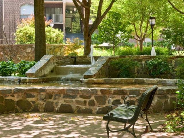 Apartment for rent at 2042 Peach Orchard Dr #D32, Falls Church, VA 22043
