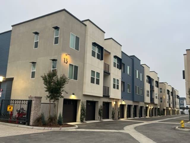 Apartment for rent at 7878 E Ave #D11, Rancho Cucamonga, CA 91739