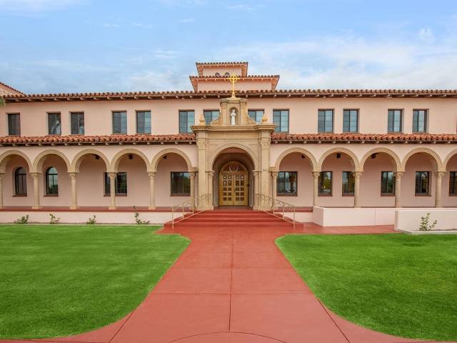 Apartment for rent at 800 N Country Club Rd #D11, Tucson, AZ 85716