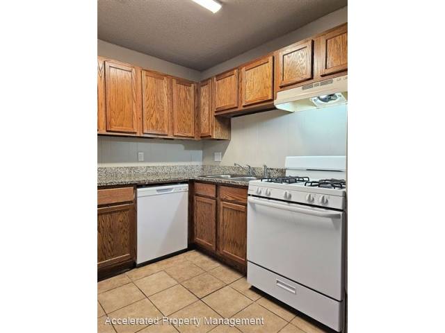 Apartment for rent at 3801 Baseline Rd #E22, Little Rock, AR 72209