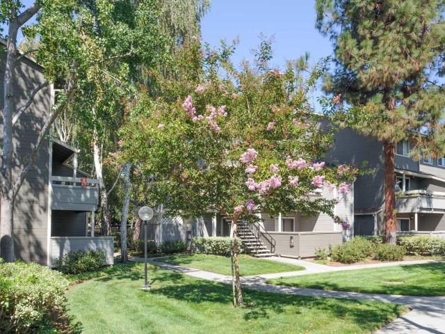 Apartment for rent at 180 Pasito Terrace #A21, Sunnyvale, CA 94086