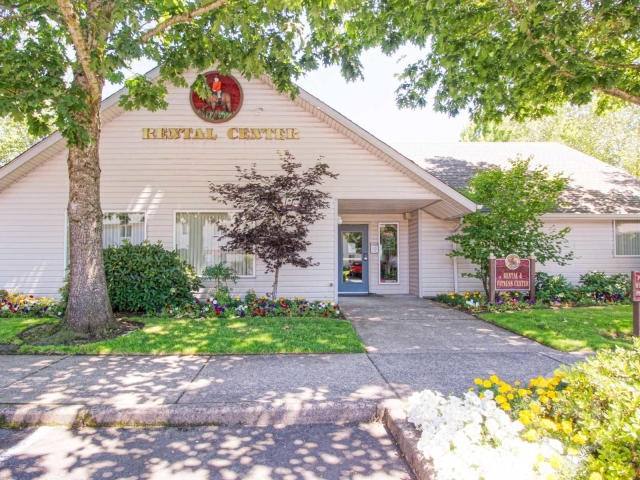 Apartment for rent at 4665 Campbell Dr SE #E12, Salem, OR 97317