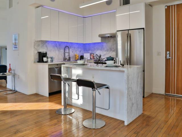 Apartment for rent at 354 S Spring St #E32, Los Angeles, CA 90013