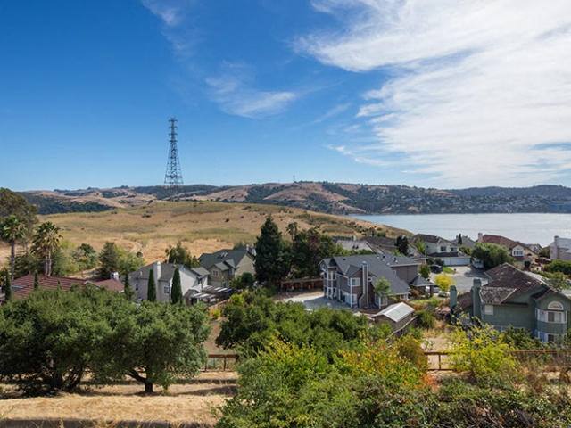 Apartment for rent at 1 Spyglass Parkway #C11, Vallejo, CA 94591