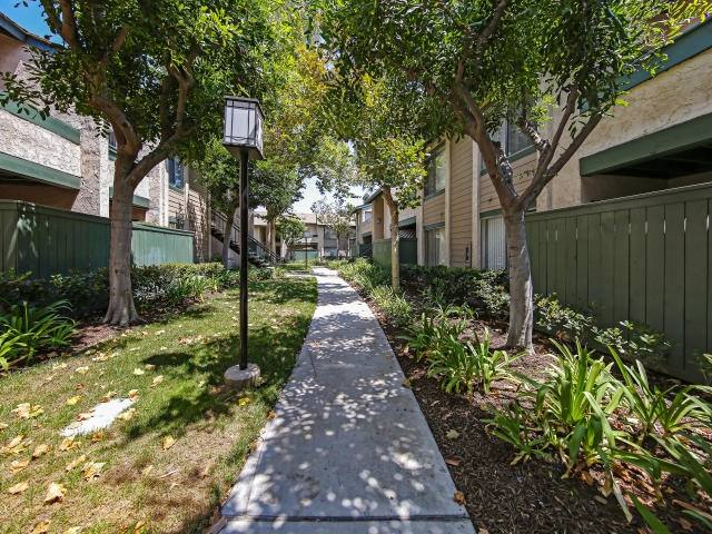 Apartment for rent at 7000 La Palma Ave #E31, Buena Park, CA 90620