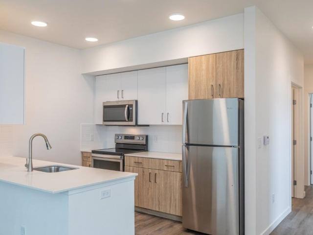 Apartment for rent at 1055 N Anchor Way #A32, Portland, OR 97217