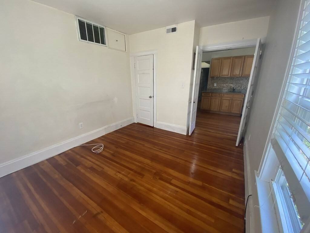 Apartment for rent at 7 Oak Square Ave #2R, Brighton, MA 02135