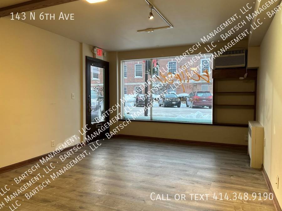 143 N 6th Ave, West Bend, WI 53095