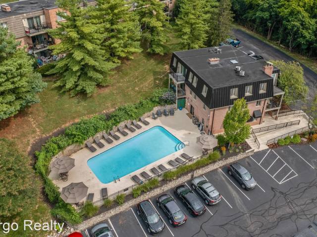 Apartment for rent at 8180-8256 Wooster Pike #E12, Cincinnati, OH 45227