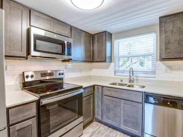 Apartment for rent at 3813 Gulf Blvd #D11, Saint Petersburg, FL 33706
