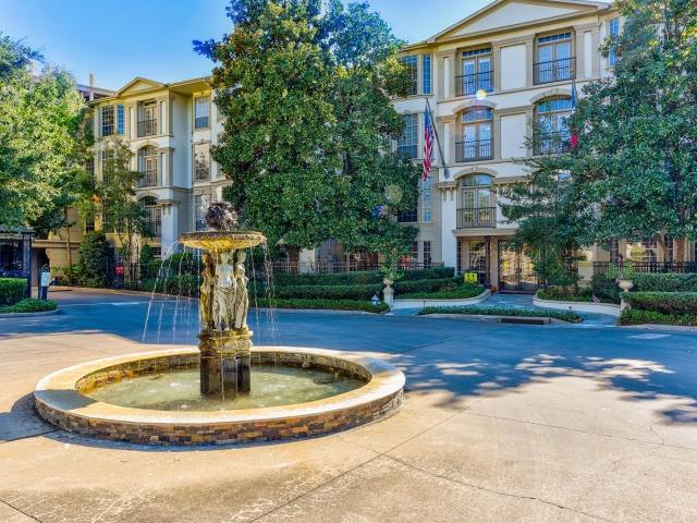 Apartment for rent at 5353 Memorial Dr #C31, Houston, TX 77007