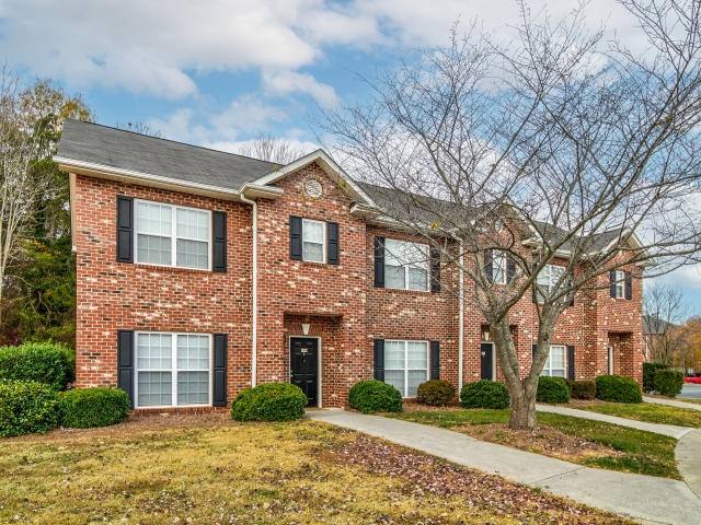 Apartment for rent at 2425 Summerlin Ridge Dr #D12, Winston Salem, NC 27103