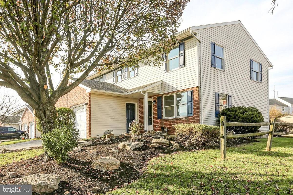 Palm St, Lebanon, PA 17042