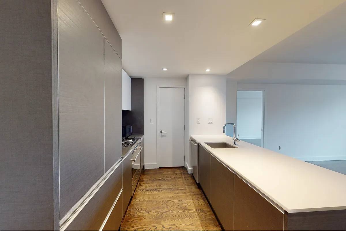 Apartment for rent at 666 W End Ave #15NR, New York, NY 10025