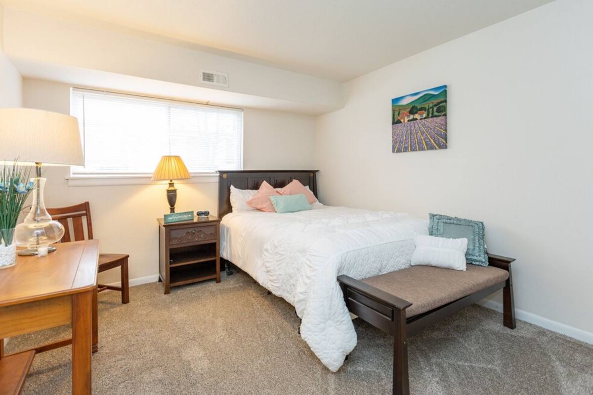 Apartment for rent at 1928 Colgrove Ave, Kalamazoo, MI 49048