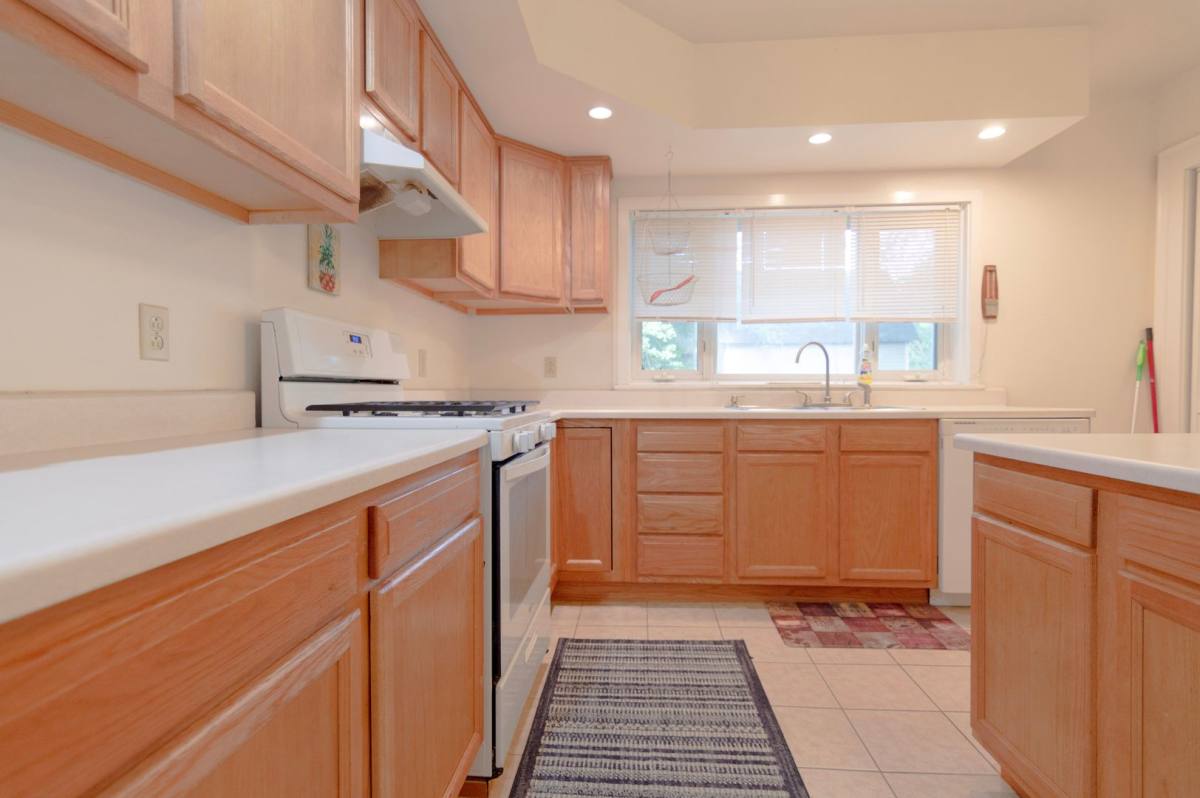Apartment for rent at 232 S Geneva St, Ithaca, NY 14850