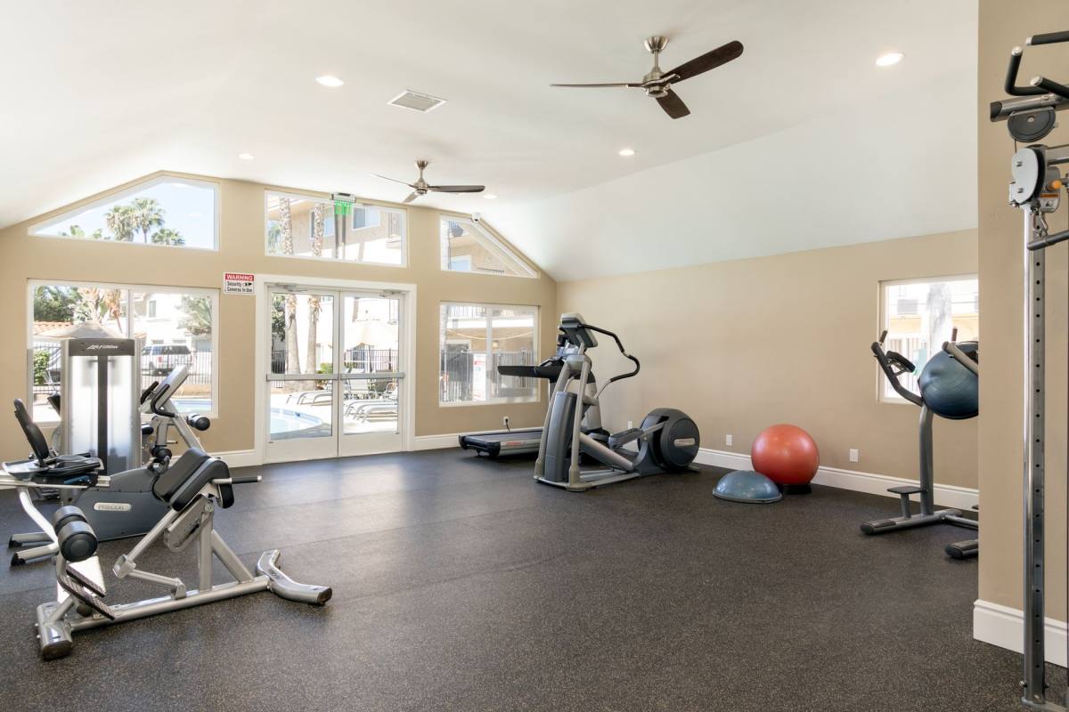 Apartment for rent at 455 E Washington Ave, Escondido, CA 92025