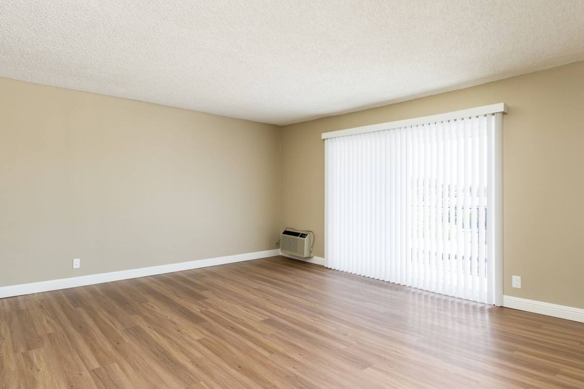 Apartment for rent at 455 E Washington Ave, Escondido, CA 92025