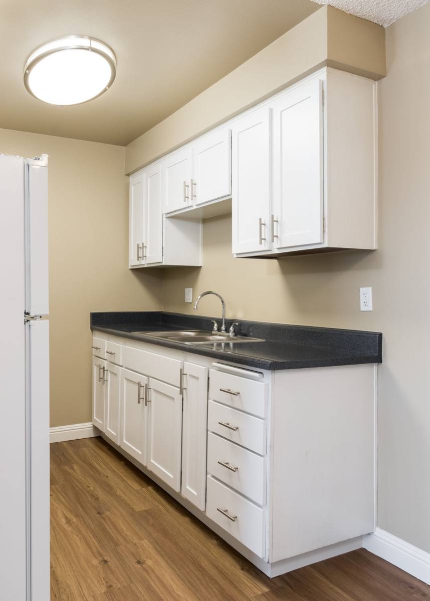 Apartment for rent at 455 E Washington Ave, Escondido, CA 92025