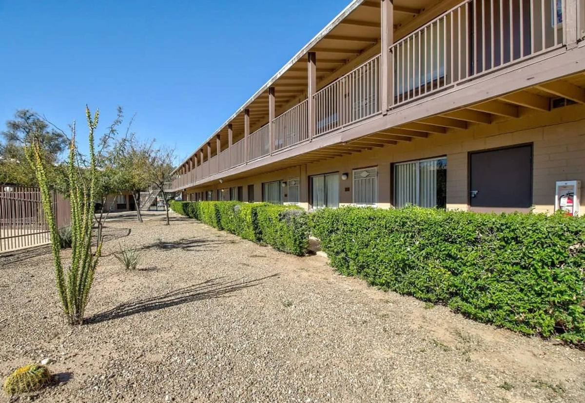 Apartment for rent at 252 W Valencia Rd, Tucson, AZ 85706