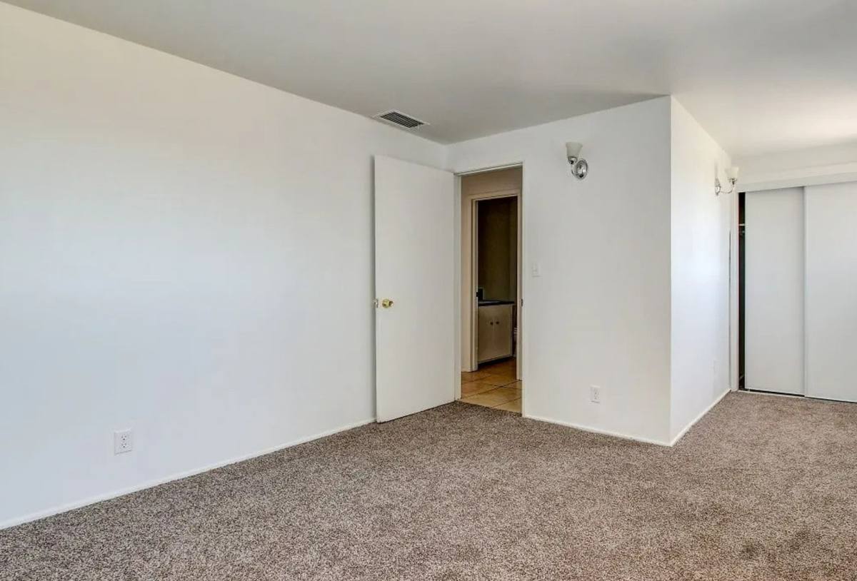 Apartment for rent at 252 W Valencia Rd, Tucson, AZ 85706