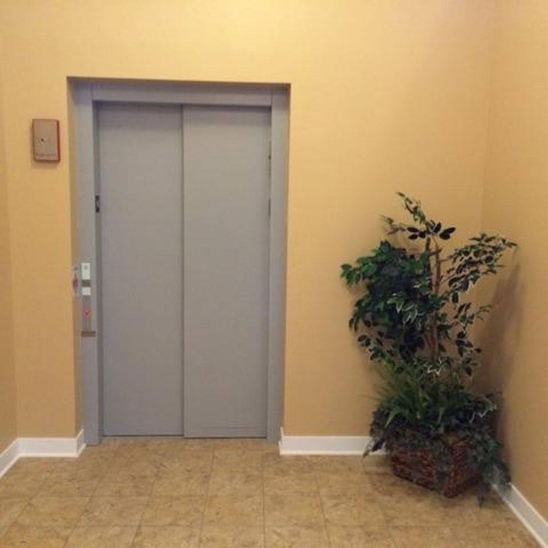Apartment for rent at 437 W State St, Sycamore, IL 60178