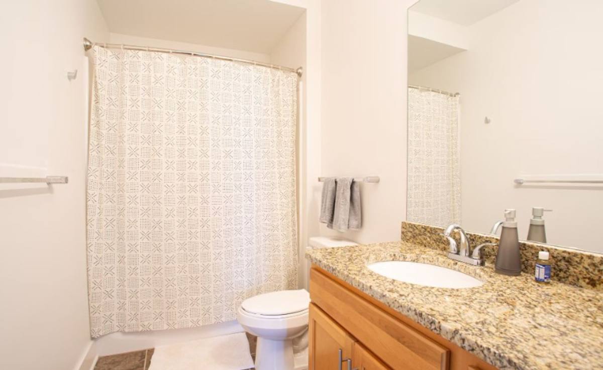 Artisan Hill, 1021 Carlisle Ave, Henrico, VA 23231 - Apartment for Rent - Image 3