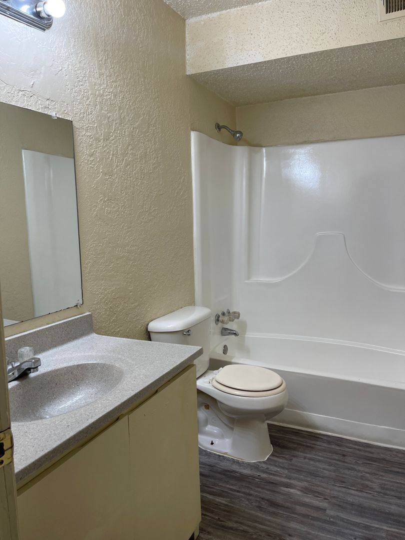 Apartment for rent at 4741 NW Motif Manor Blvd, Lawton, OK 73505