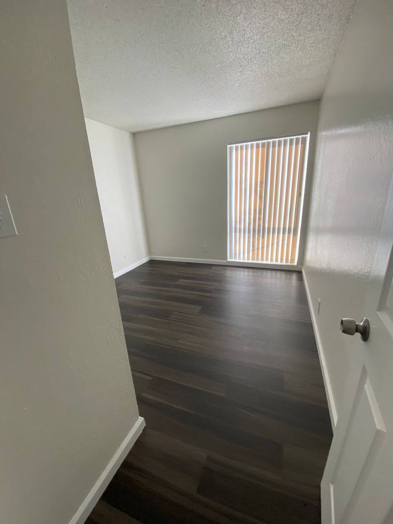 Apartment for rent at 1830 - 1834 Bell St, Sacramento, CA 95825
