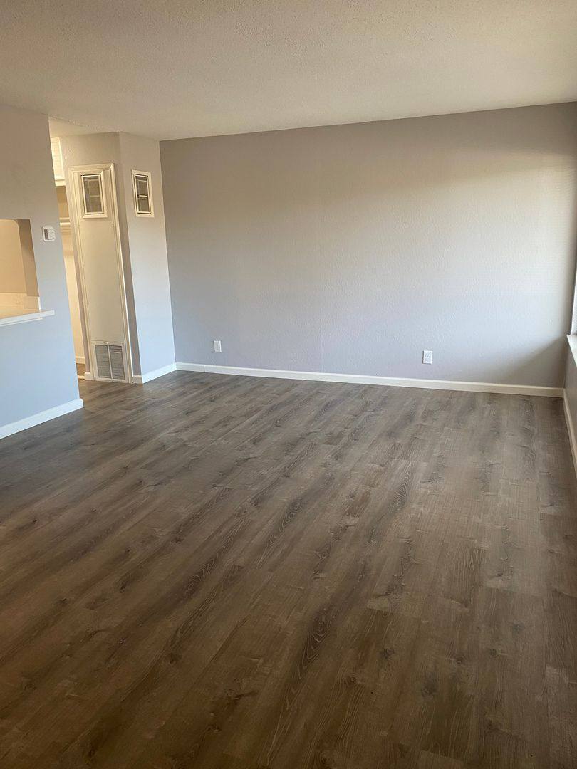 Apartment for rent at 1830 - 1834 Bell St, Sacramento, CA 95825