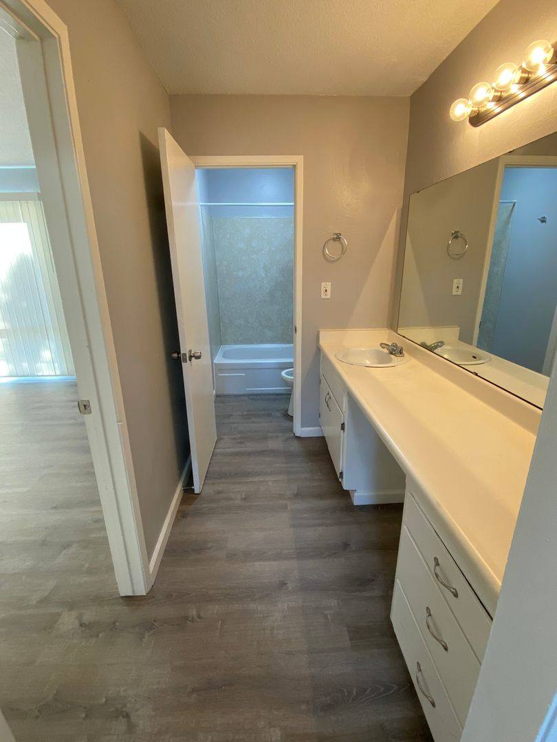 Apartment for rent at 1830 - 1834 Bell St, Sacramento, CA 95825