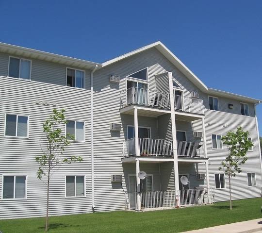 Apartment for rent at 1910 49th St S, Fargo, ND 58103